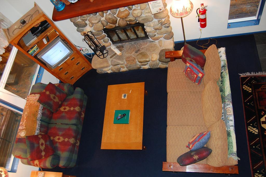 Bear Crossing Villa Wawona Habitación foto